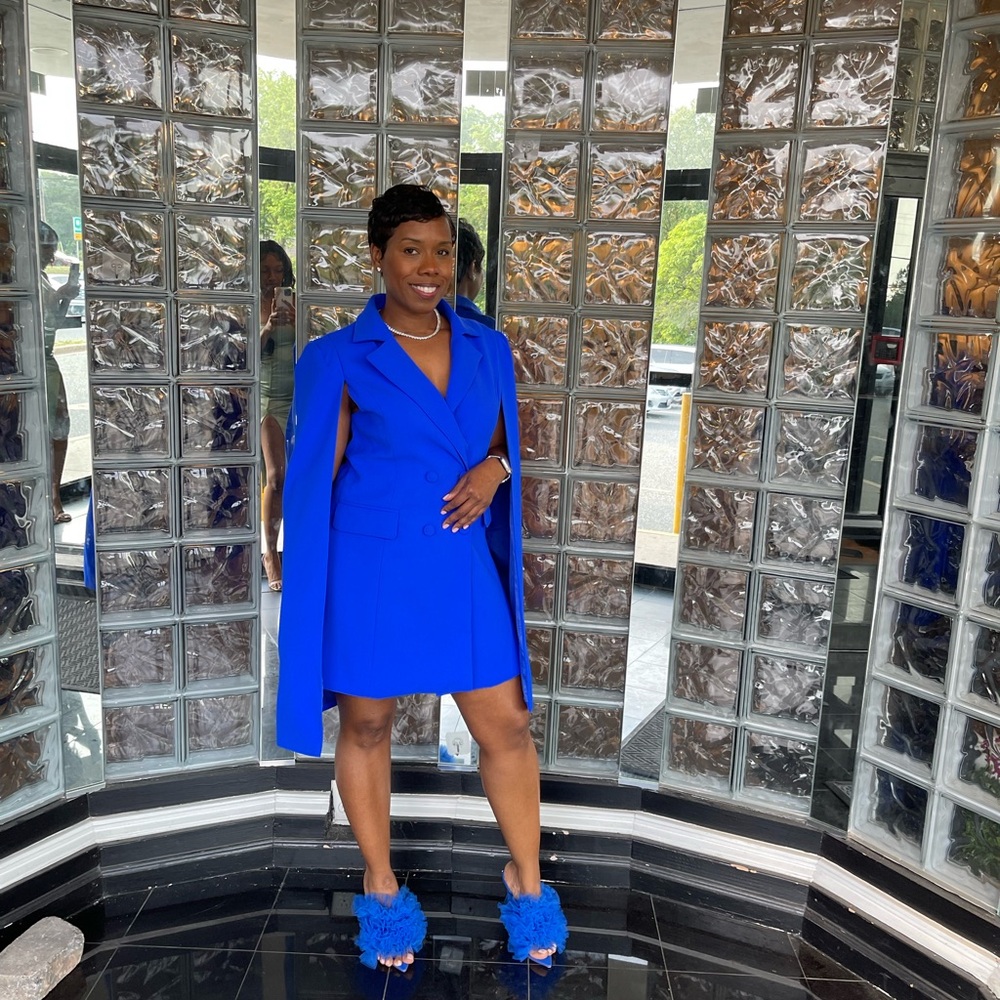 Elegant Akira Blue Blazer Cape Dress - Picture 4 of 5